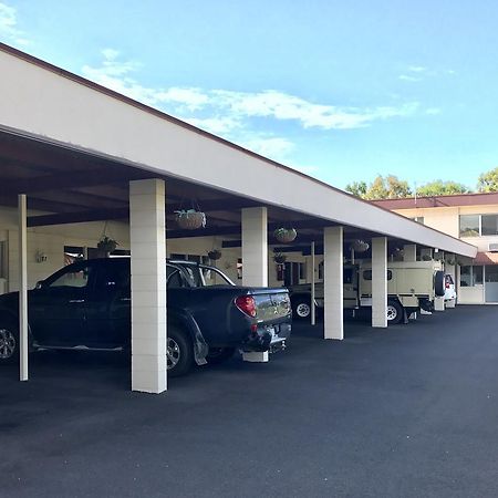 Cairns Motor Inn Exterior photo